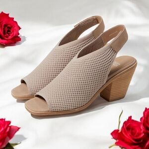 NIB Eileen Fisher Women's "Avil" Polyester Knit Sandals In Blush Size‐-8.5